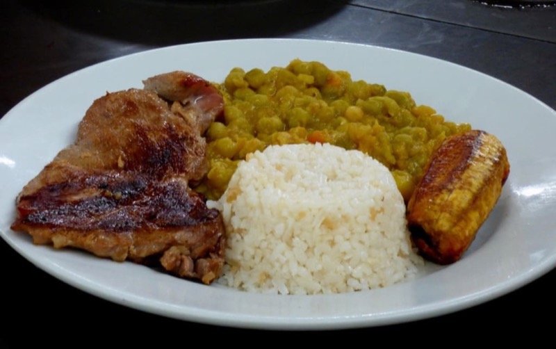 Pablos Restaurant — Almuerzo 2