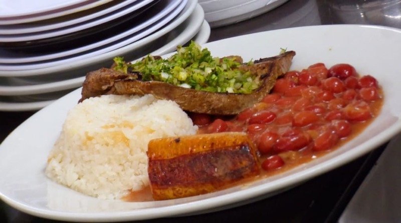 Pablos Restaurant — Almuerzo 4