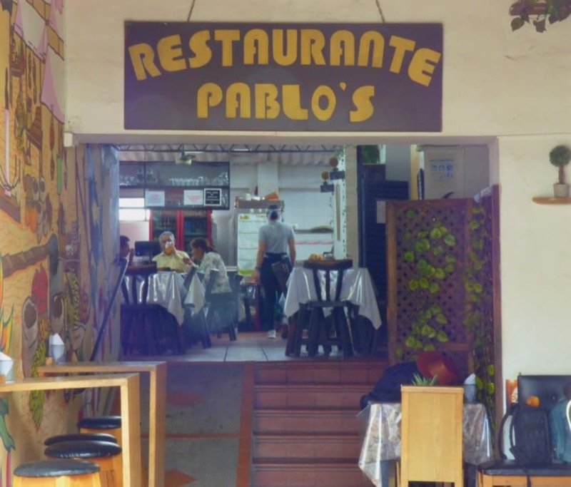Pablos Restaurant — Lugar