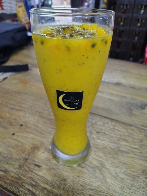 Cóctel con frutos rojos